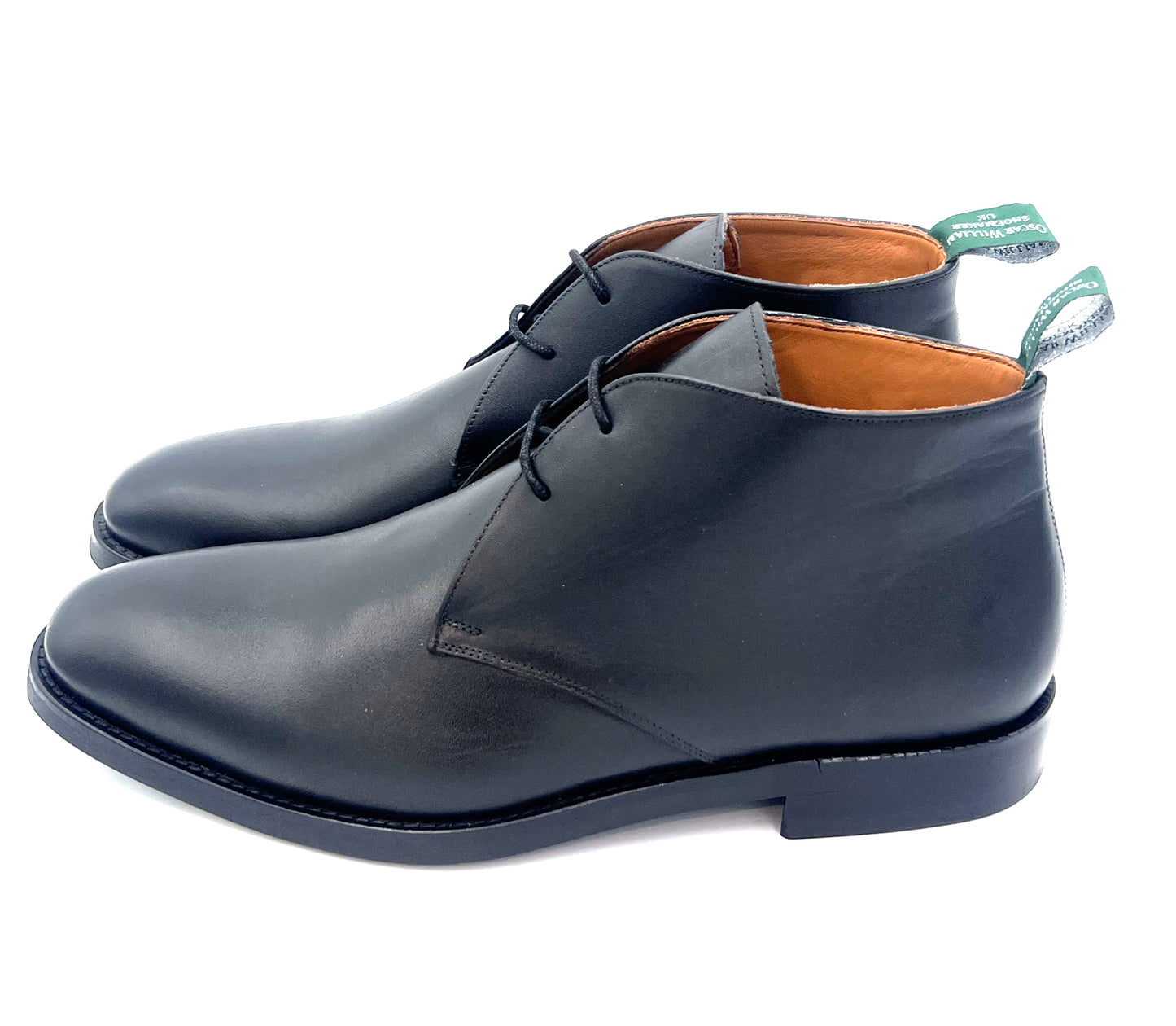 Oscar William Handcrafted Black Chukka Boots – Durable Studded Sole