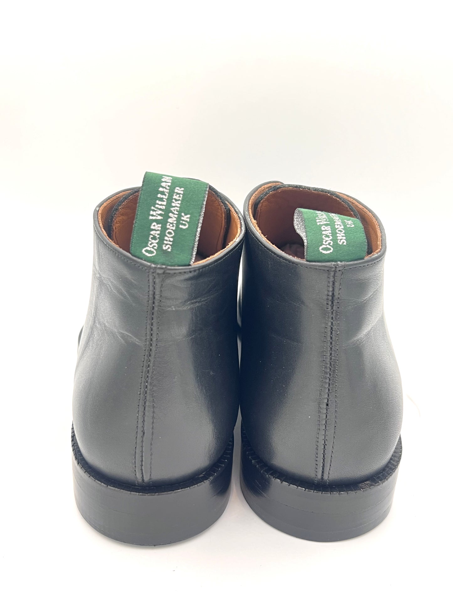 Oscar William Handcrafted Black Chukka Boots – Durable Studded Sole