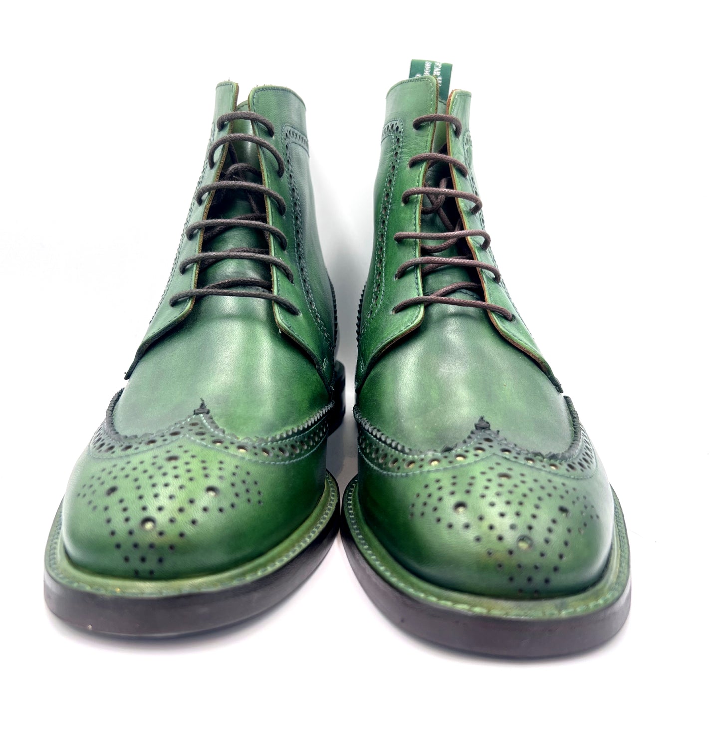 Oscar William Green Patina Brogues – Savile Row Inspired British Elegance
