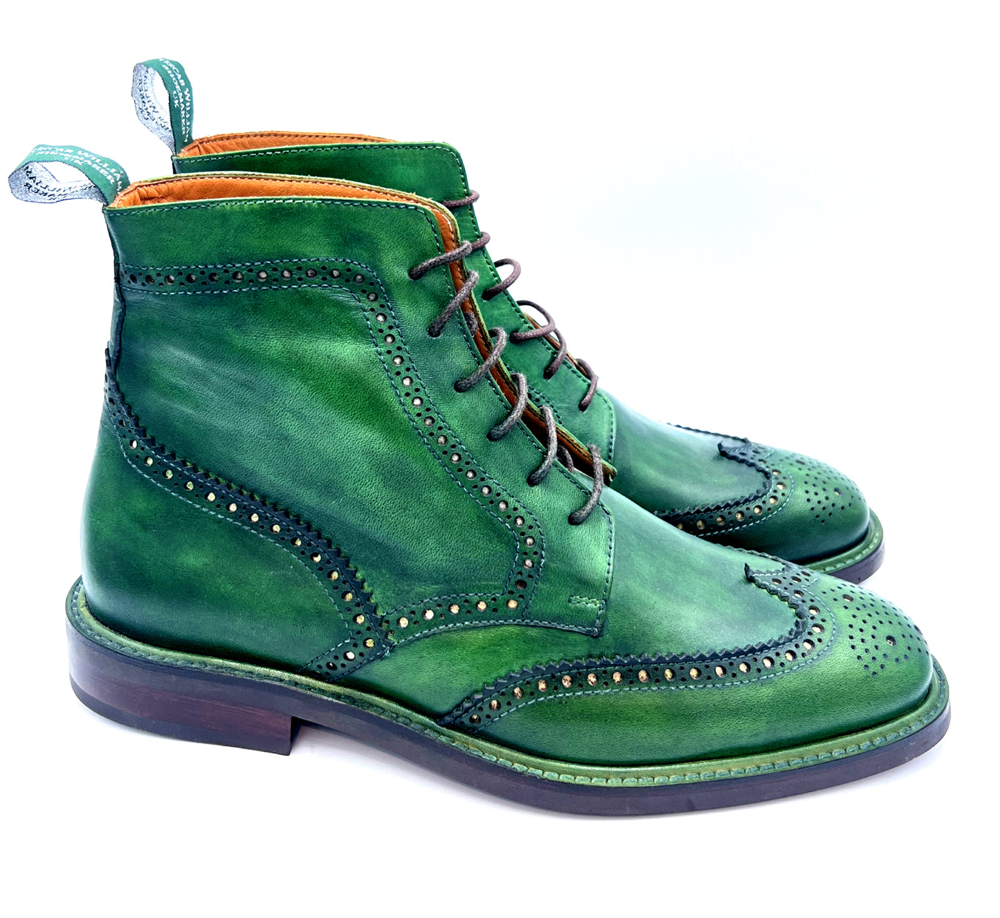 Oscar William Green Patina Brogues – Savile Row Inspired British Elegance