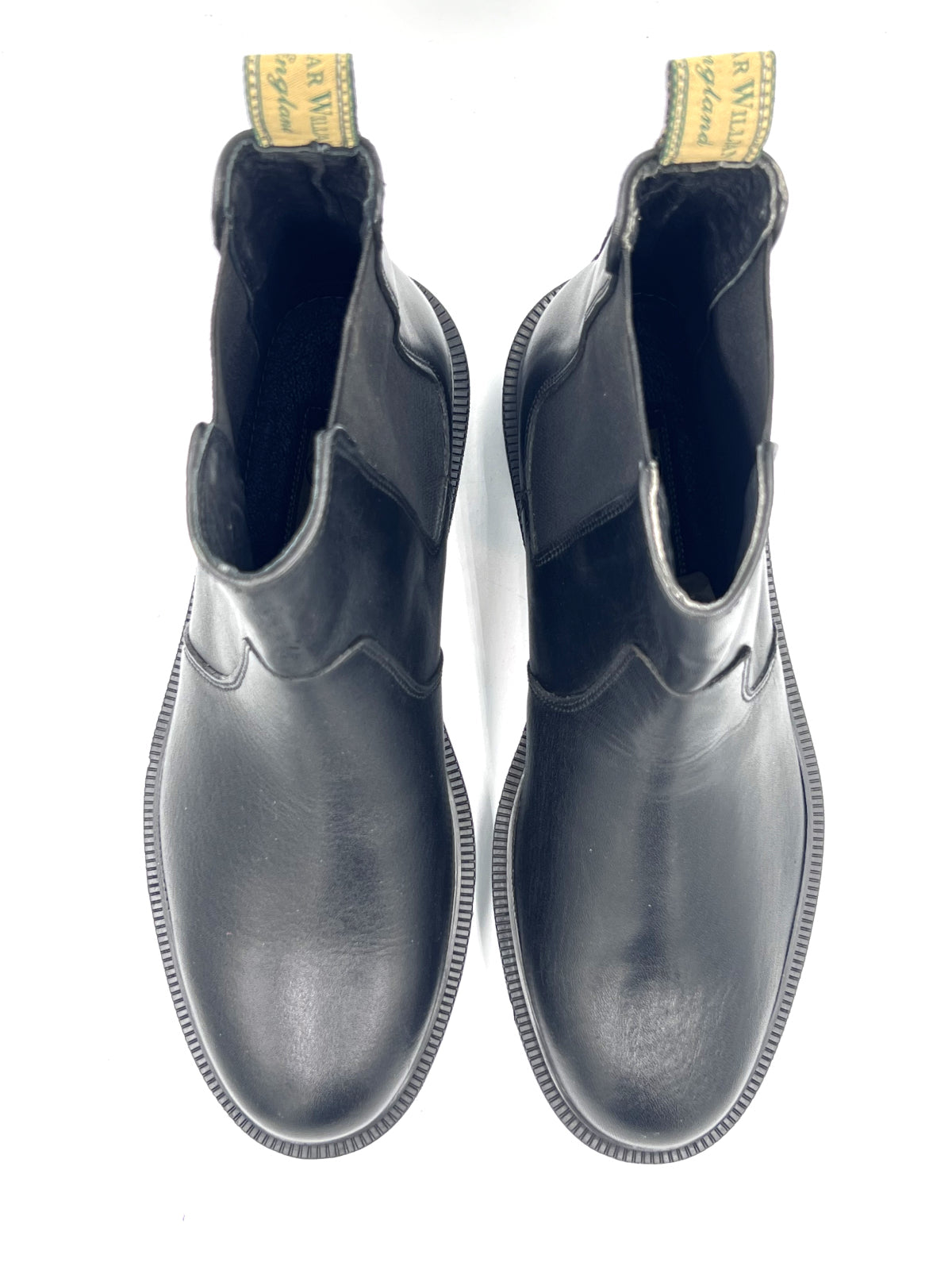 Black Chelsea Boots for Men | Leather Upper & Rubber Sole