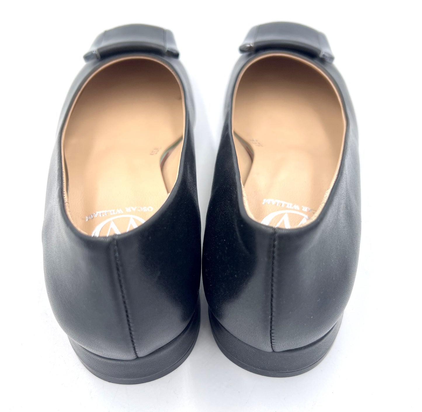 Oscar William Pump – Black with Buckle | Leather Sole