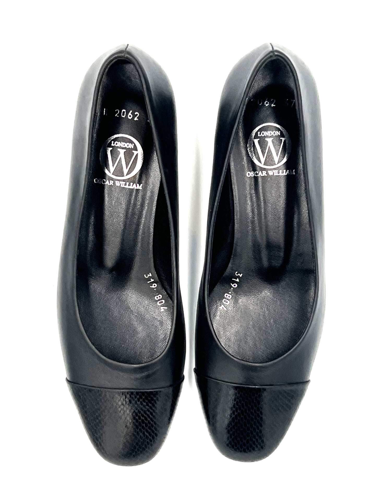 Oscar William Pump – High Shine Toe | Leather Sole