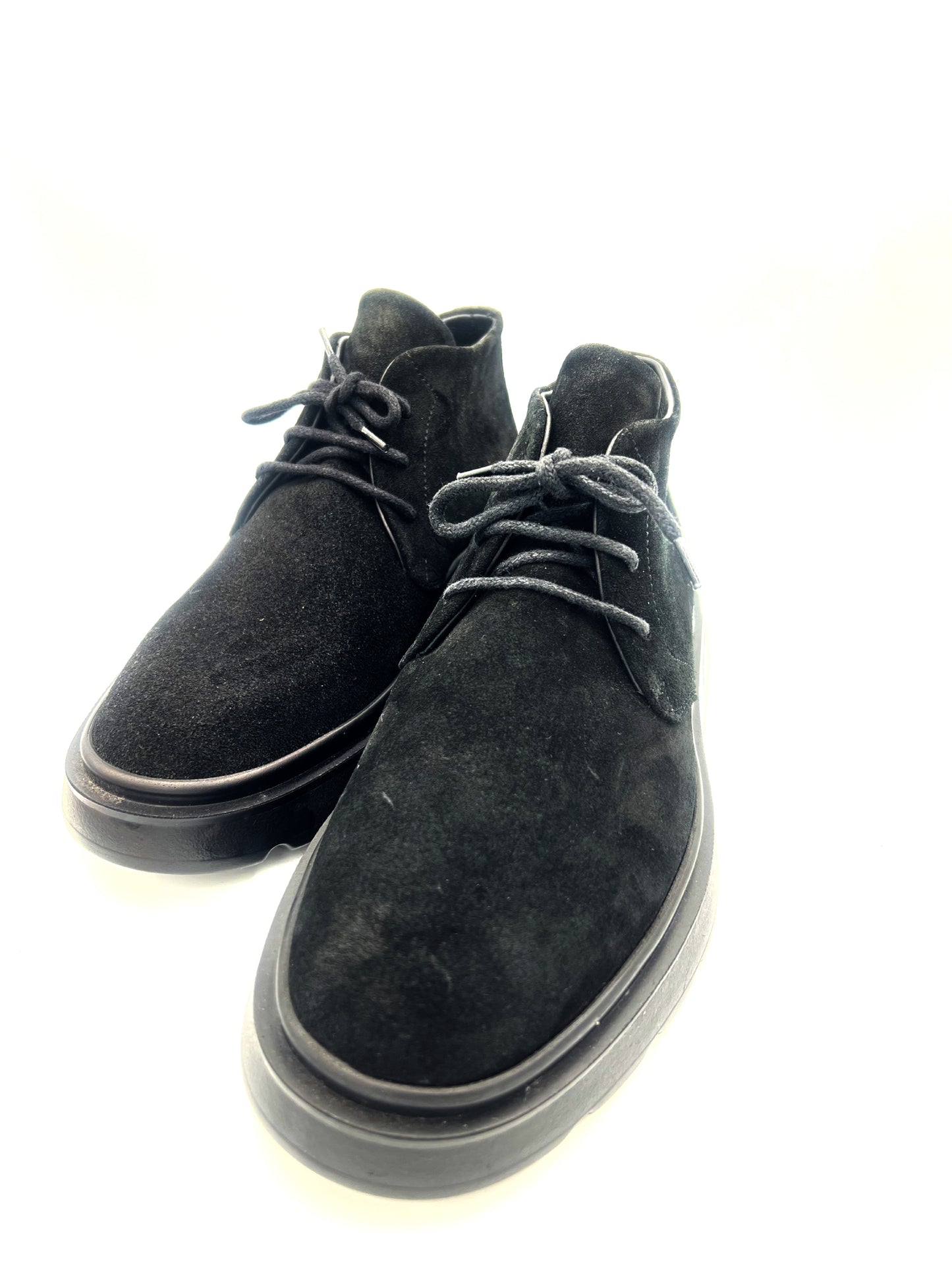 Oscar William Chukka Boot – Black Suede | Lightweight Sole